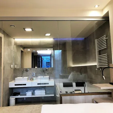 De Apartments&suites شقة *
