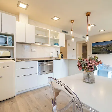 De Apartments&suites *